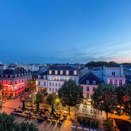 Western Centre Szálloda