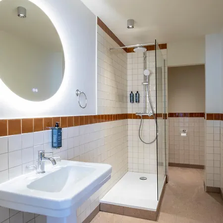 Western Centre Hotell Reims