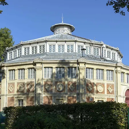 Western Centre Szálloda