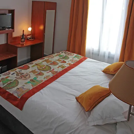 Western Centre Hotell 3*