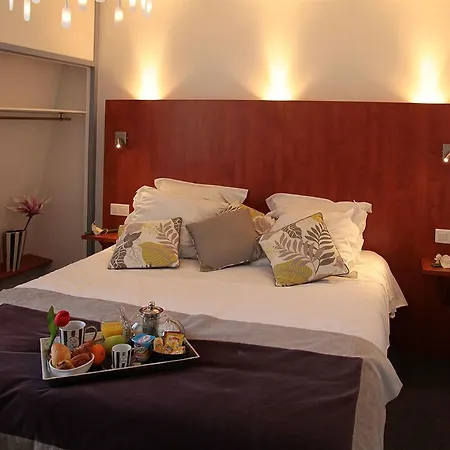 Western Centre Hotell 3*
