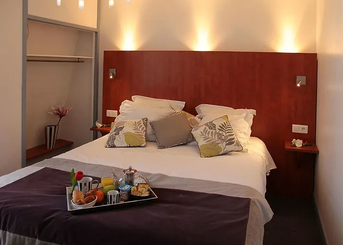 Western Centre Hotel 3*